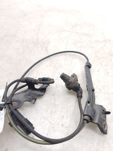 2010 TOYOTA MATRIX PASSENGER RIGHT FRONT ABS SENSOR 89542-02090