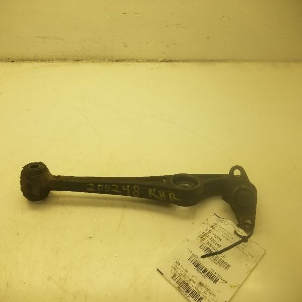 91-92 TOYOTA MR2 PASSENGER SIDE REAR LOWER CONTROL LOCATING ARM ASSEMBLY