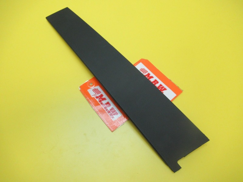 MOLDING DOOR GLASS WINDOW PASSENGER SIDE FRONT COVER RF for SATURN VUE 08 09 10