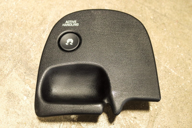 1997-2004 Chevy Corvette C5 Traction Control Switch W/ Cover OEM 12198726 *USED*
