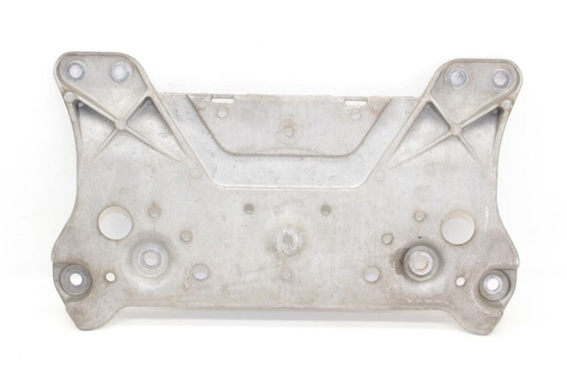 09-20 Nissan 370Z Coupe Engine Crossmember Shield