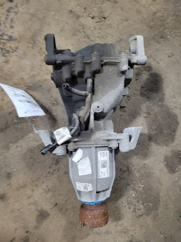 Differential Carrier 3.7L Fits 17-20 LINCOLN CONTINENTAL 1747675