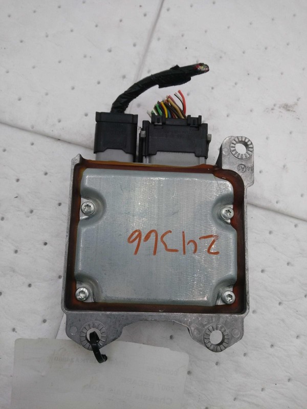 Used Air Bag Module fits: 2007 Ford Escape Air Bag VIN 1 8th digit w/roof air ba