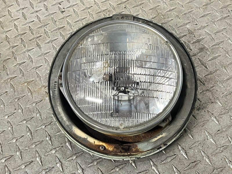 1967 Mercedes Benz W110 W 110 Front Headlight Head Light Lamp Wagner