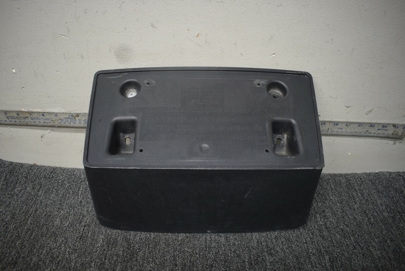 2015-2016 CHEVROLET SILVERADO 2500 3500 FRONT LICENSE PLATE BRACKET FACTORY OEM