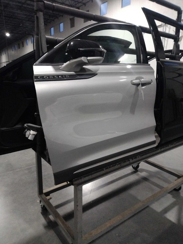 2020 Lincoln Corsair Left Door Silver - Good Condition, 4DR SUV, 699311