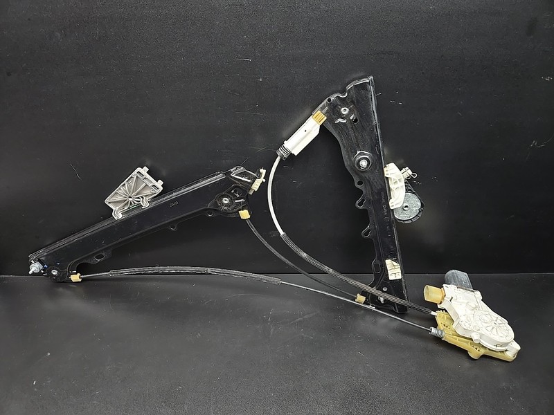 09-16 BMW E89 Z4 Right Passenger Side Door Window Actuator Motor OEM