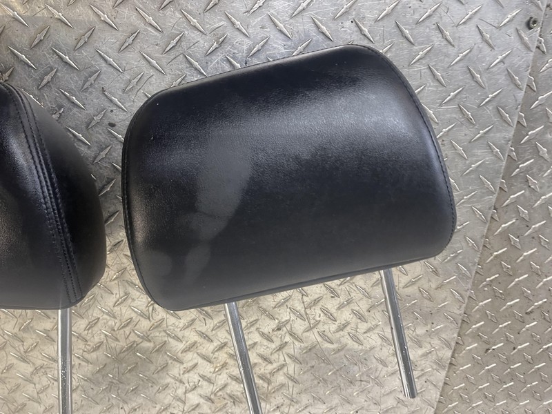 2009-2013 INFINITI G37 SEDAN FRONT LEFT OR RIGHT HEADREST BLACK LEATHER OEM
