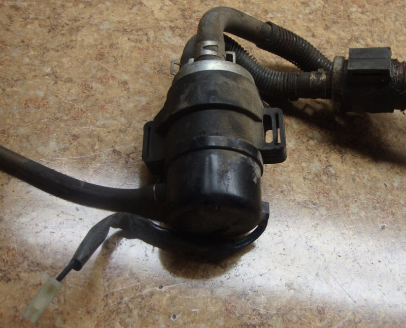 2007 Honda Shadow VT750 VT 750 Spirit Fuel Gas Pump Petrol Intake 07