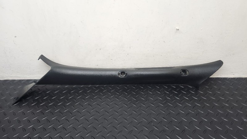04-08 Ford 150 Front Left Driver Pillar Trim Panel Black OEM 44L3Z-1503599-AAA
