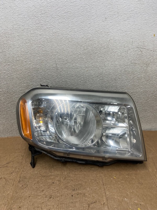2009 2010 2011 Honda Pilot Right Passenger RH Halogen Headlight AA3430 DW
