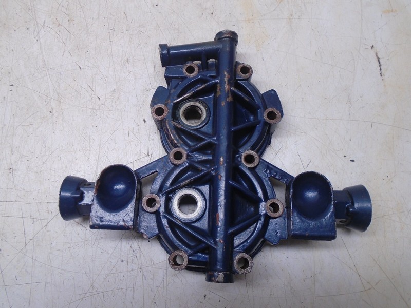 CB2b Evinrude 7.5 hp OEM Cylinder Head 1958