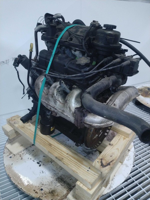 Used Engine Complete Assembly fits: 2005 Dodge Caravan 3.3L 6-201 VIN R 8th digi