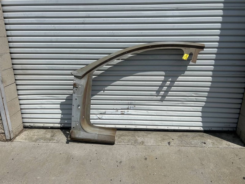 ✅Tesla Model Y Left A Pillar Body Side Panel 1549228