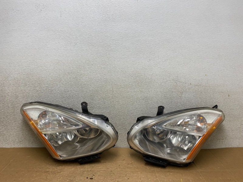 2009-2013 Nissan Rogue Left+Right Side Set Halogen Headlights OEM V6249 DW