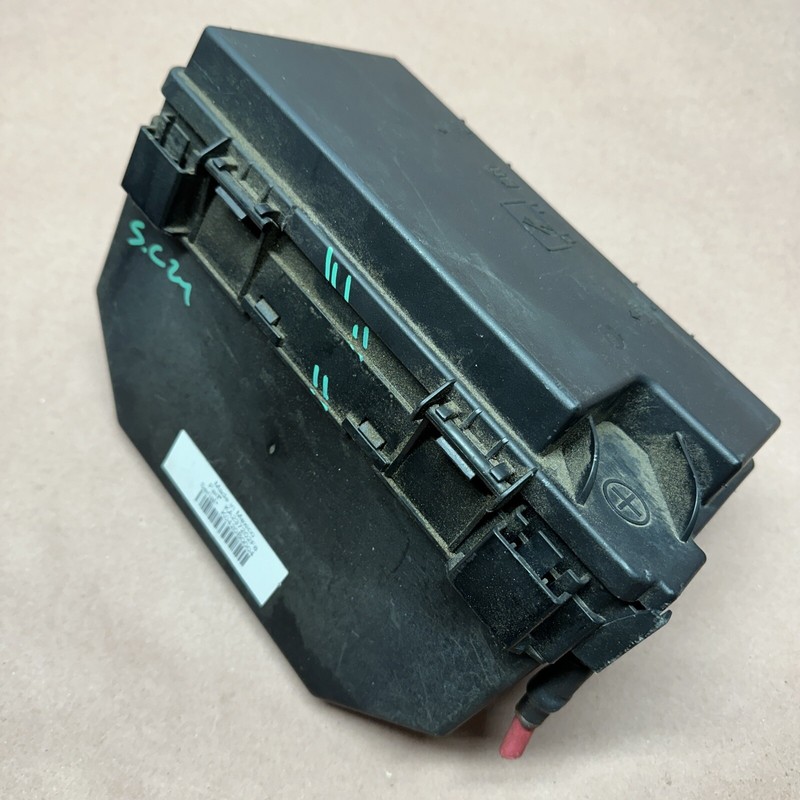 04692297AF | 2010 Jeep Liberty Nitro Totally Integrated Power Fuse Box Module OE