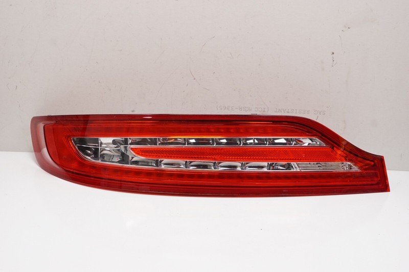 LINCOLN MKC Left LH Tail Lamp Tail Light Backup Lamp OEM 2015 - 2019