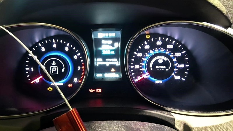 2014 Hyundai Santa Fe Speedometer Instrument Cluster 3.3L MPH US Market