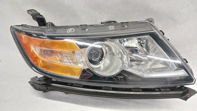 14-'17 HONDA ODYSSEY Right passenger headlight halogen OEM Grade B