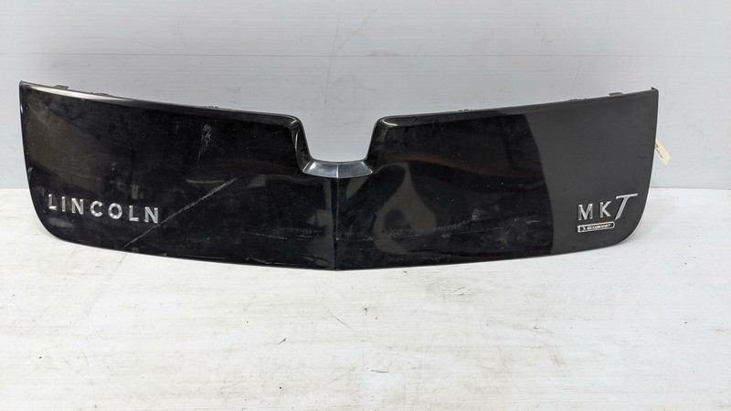Rear Trunk Tailgate Finish Trim Molding 2014 Lincoln MKT AE9Z-7441018 10-2019 X