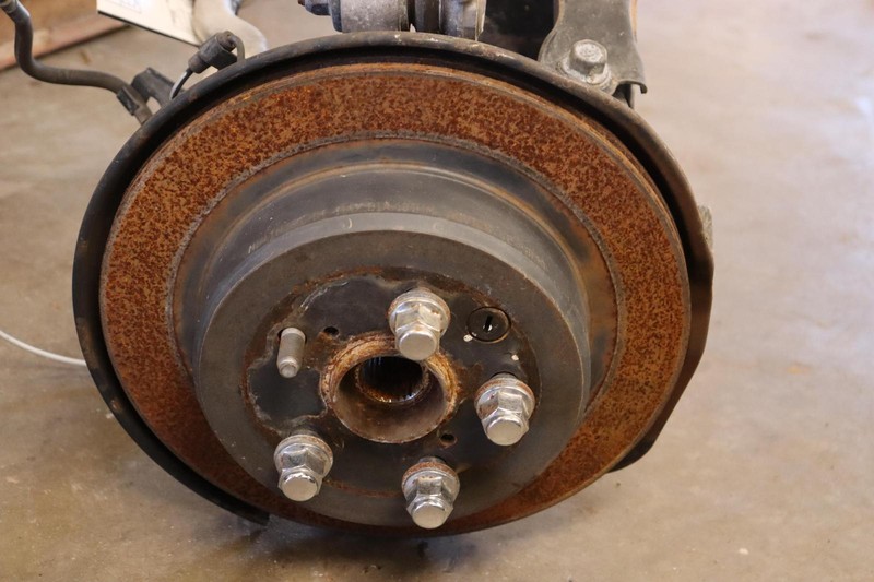 2013-2019 LEXUS GS350 RWD REAR LEFT SPINDLE KNUCKLE HUB W/ CONTROL ARMS OEM