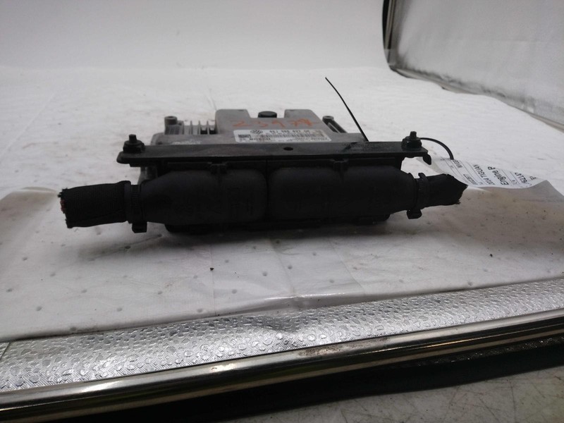 2014 Volkswagen Tiguan Engine Control Module ECM 06J906027GN OEM Used 154K