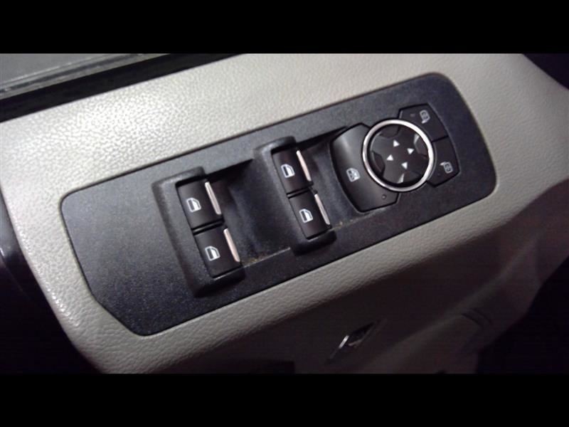 Driver Front Door Switch Driver's Window Fits 15-19 FORD F150 PICKUP 772543