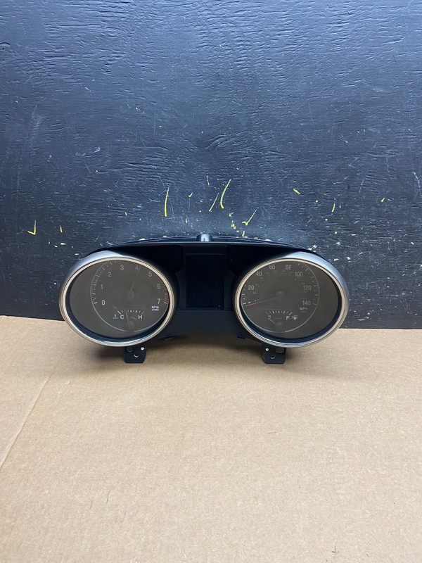 2012 Jeep Grand Cherokee Speedometer Gauge Cluster OEM X6502 DG