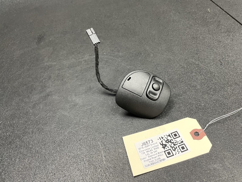 Steering Wheel Right Radio Control Switch 2018 Jeep Grand Cherokee 2019 2020 21