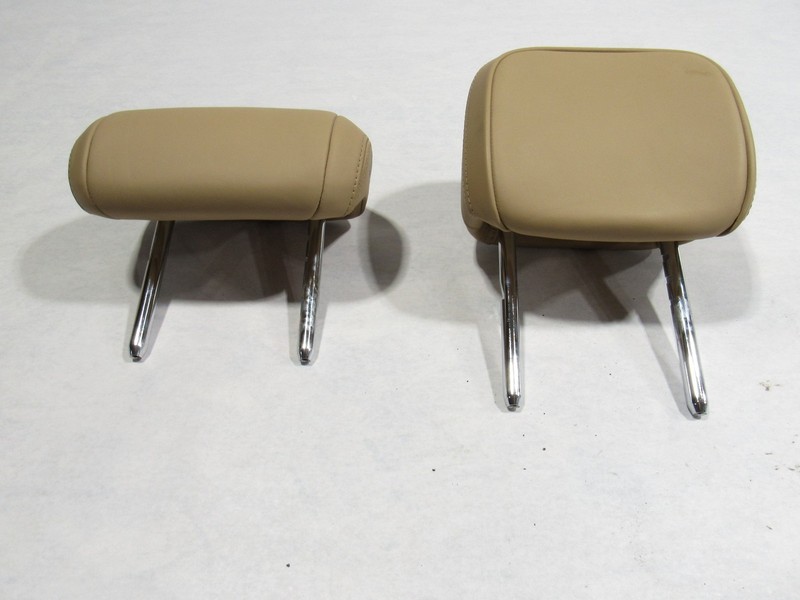 15-18 Porsche Macan 2015 Rear Seat Headrest Head Rest Set Pair 2 PCS ;:A