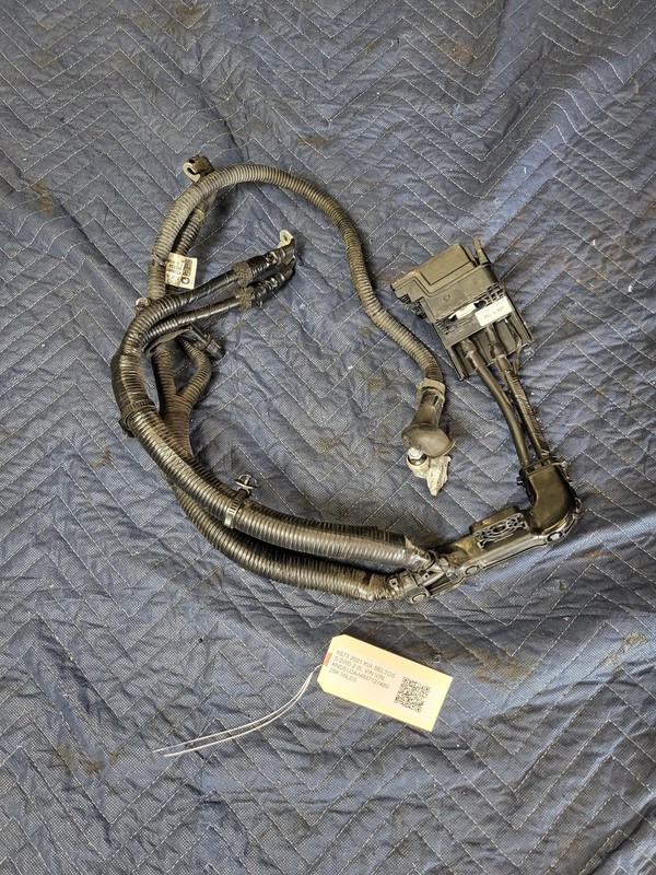 Used Oem Kia Battery Positive Cable Wiring Harness for 2021-2023 Seltos 2.0L FWD
