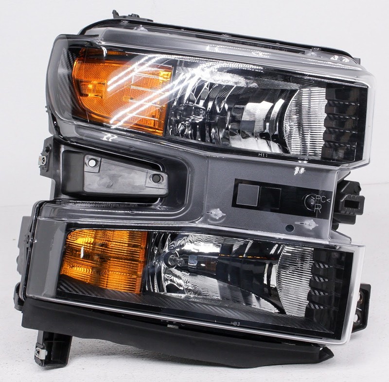 OEM Chevrolet Silverado 1500 Right Passenger Side Halogen Headlamp Tabs Missing,