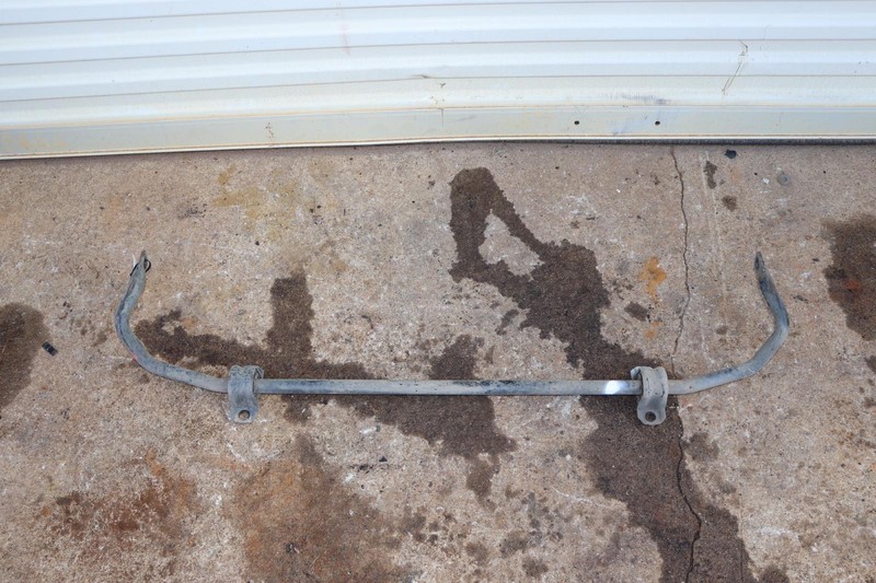 2020-2022 TOYOTA COROLLA SEDAN REAR STABILIZER ANTI ROLL SWAY BAR SUPPORT OEM