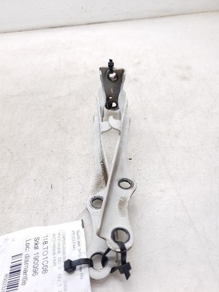 2008 TOYOTA PRIUS 1.5L FWD AT LEFT AND RIGHT SIDE HOOD HINGES