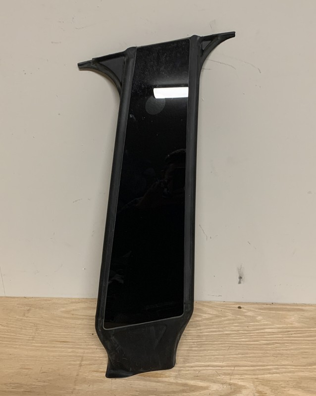 Tesla Model Y Left B Pillar Applique Glass Camera 6232 B100