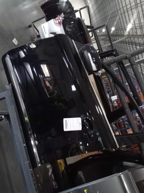 2015 VOLVO XC60 Left Door Black - Used, 132K Miles, OEM Part 486441