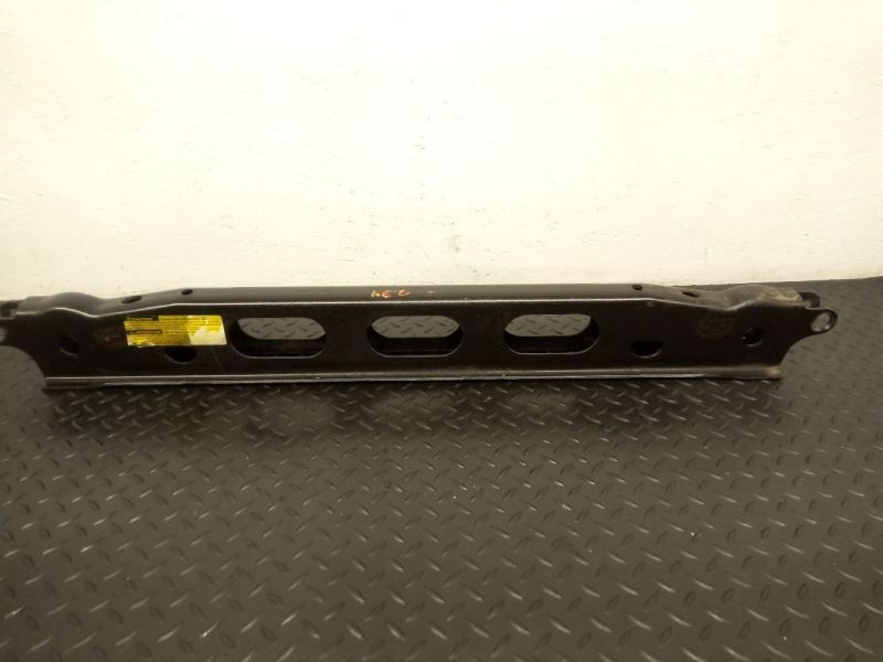 01-10 Chevrolet Silverado Torsion Bar Frame Crossmember OEM 15036452