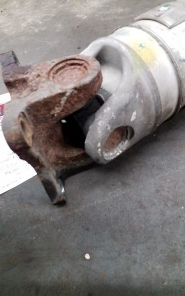 Rear Drive Shaft 3.7L 4WD Model MP1522 Transfer Case Fits 08-12 LIBERTY 215940