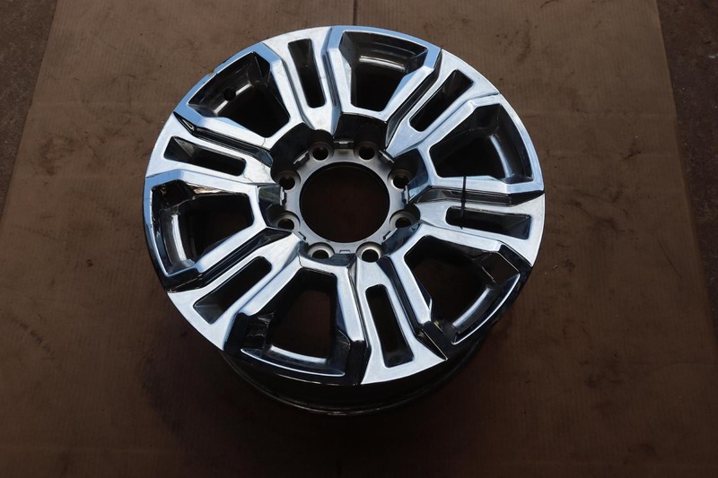 2015-2019 GMC SIERRA 2500 HD DENALI WHEEL RIM R20 R20X8.5 6 DOUBLE SPOKE OEM