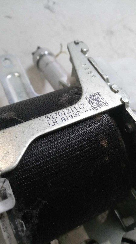 2016 Toyota Corolla Blue Front Left Seat Belt OEM 7322002461C0 115K Mi