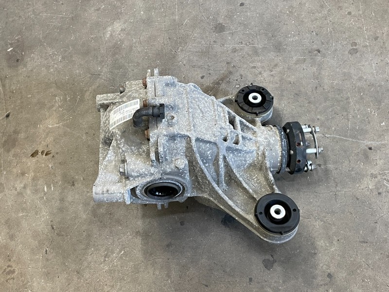 17 18 19 20 Jaguar F-Pace Rear Diff Differential Axle Carrier 3.73 AWD 1559 OEM