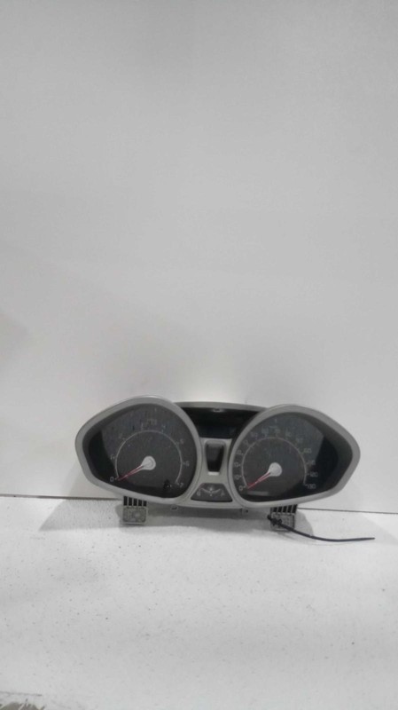 Used Speedometer Gauge fits: 2013 Ford Fiesta cluster MPH w/message center Grade
