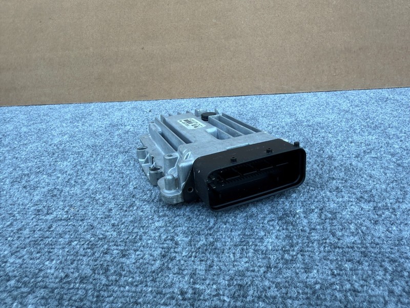 HYUNDAI GENESIS SEDAN 2015-2016 OEM TRANSMISSION COMPUTER ECU DME 5.0L V8 RWD