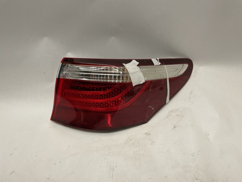 2007-2009 LEXUS LS460 RH PASSENGER SIDE QUARTER PANEL TAIL LIGHT OEM