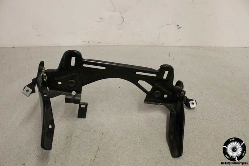 2007 BMW K1200GT ABS AIRBOX FILTER BOX MOUNT BRACKET FAIRING K 1200 GT 07