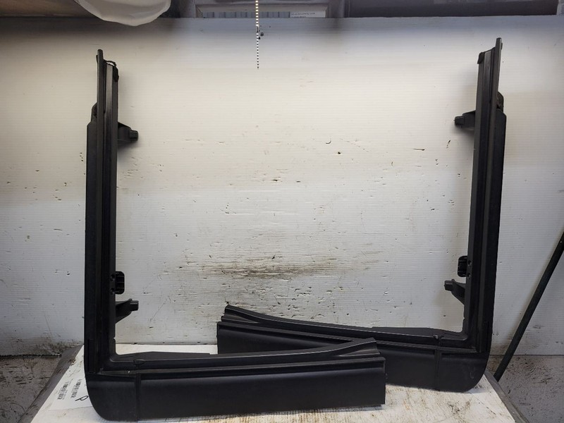 Left And Right Soft Top Door Surround Set Fits 10-18 Jeep Wrangler 55395236AH