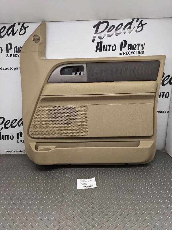 2007 - 2014 FORD EXPEDITION Front Door Trim Interior Panel Pass Right Side OEM