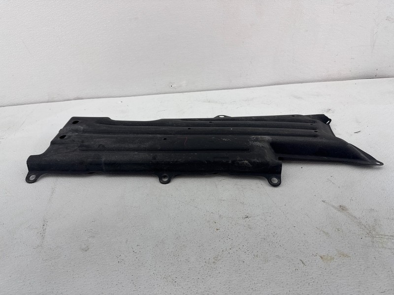 11-20 TOYOTA SIENNA LEFT DRIVER SIDE UNDER BODY SPLASH GUARD SHIELD COVER OEM