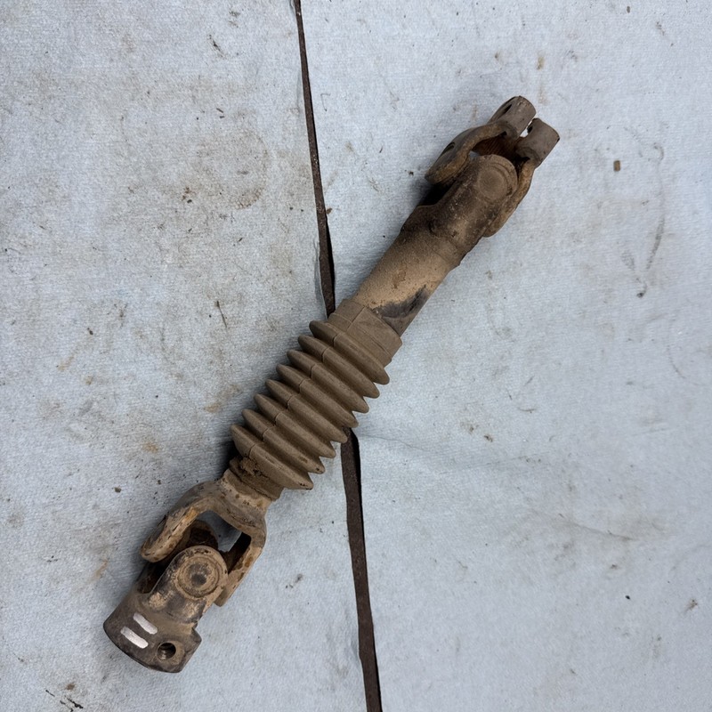 2000’s EZGO Txt golf cart Steering YokeU Joints 11