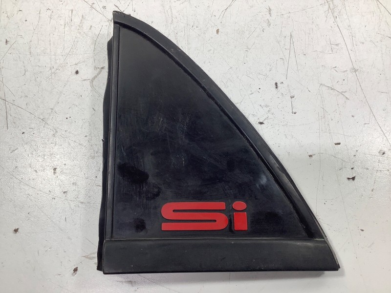 88-91 Honda CRX SI Right Tailgate Triangle Side Garnish 75550-SH2-004 OEM